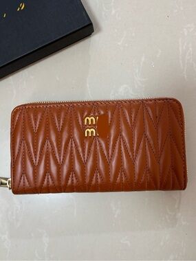 New women’s fashion wallet
